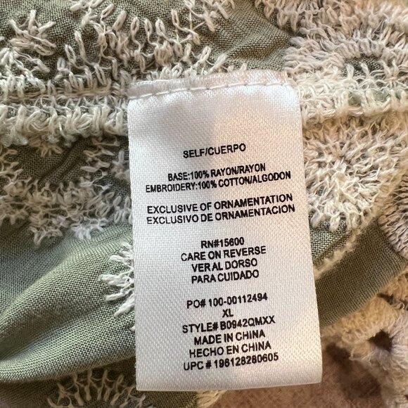 🌿 Democracy Sage Green Embroidered Lace Top – Size XL - Picture 5 of 5